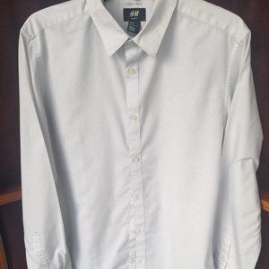 H&M tiny black dots on white shirt. M,